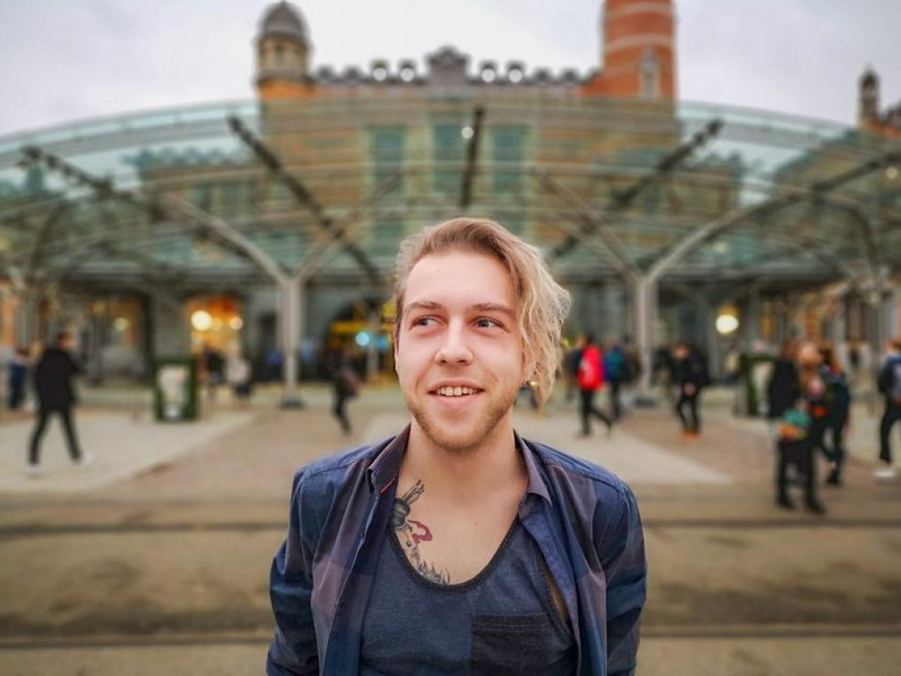 Pendelaar Valentin: Ik laat me niet tegenhouden door guilty pleasures