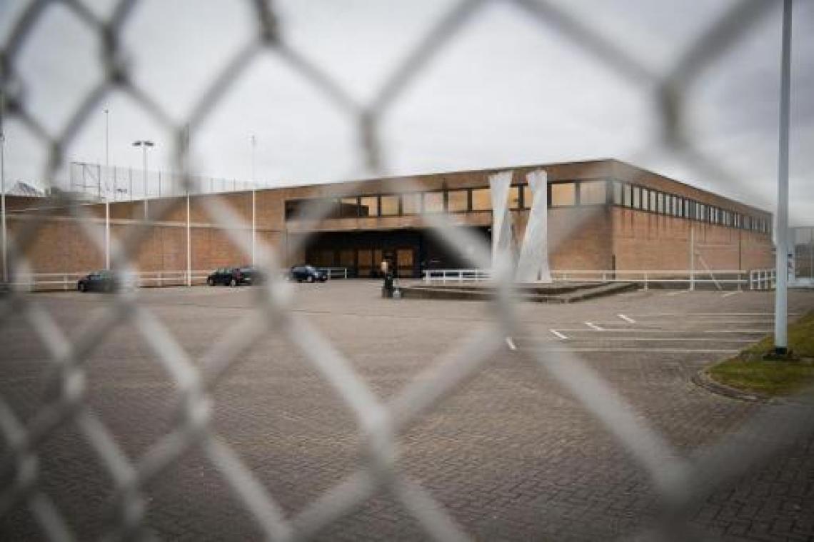 ACV hekelt "middeleeuwse toestanden" in Brugse gevangenis
