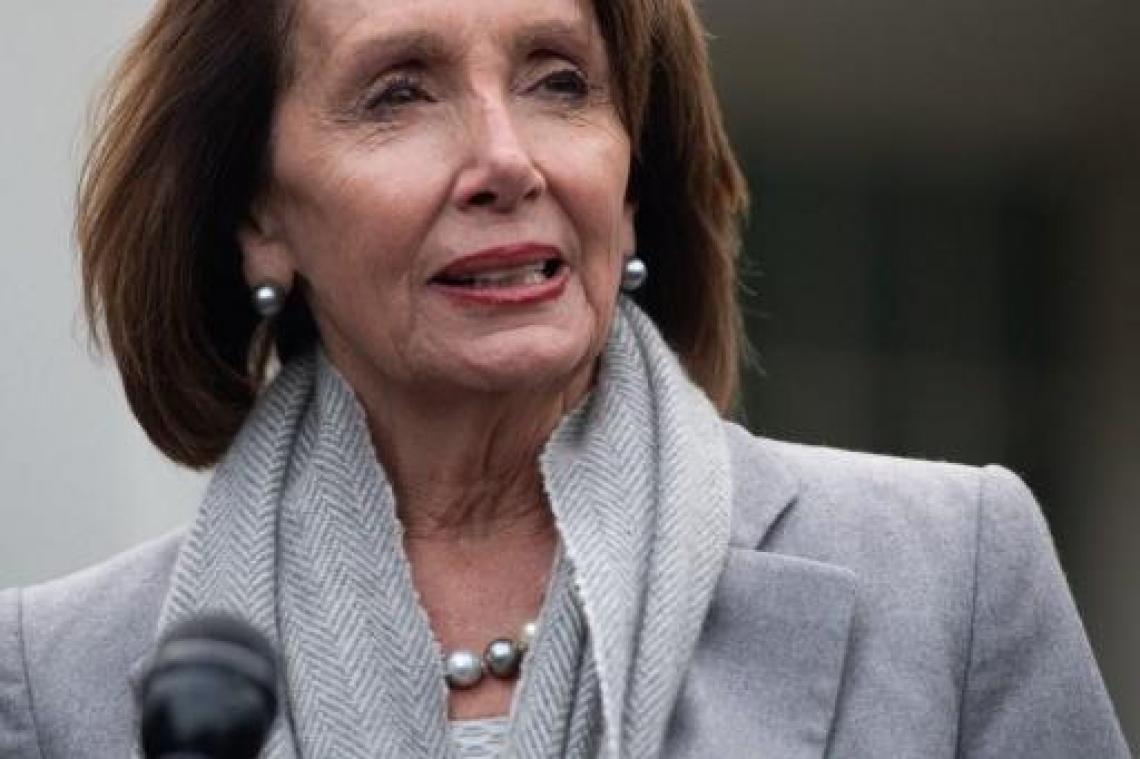 Pelosi stelt Trump voor State of the Union uit te stellen