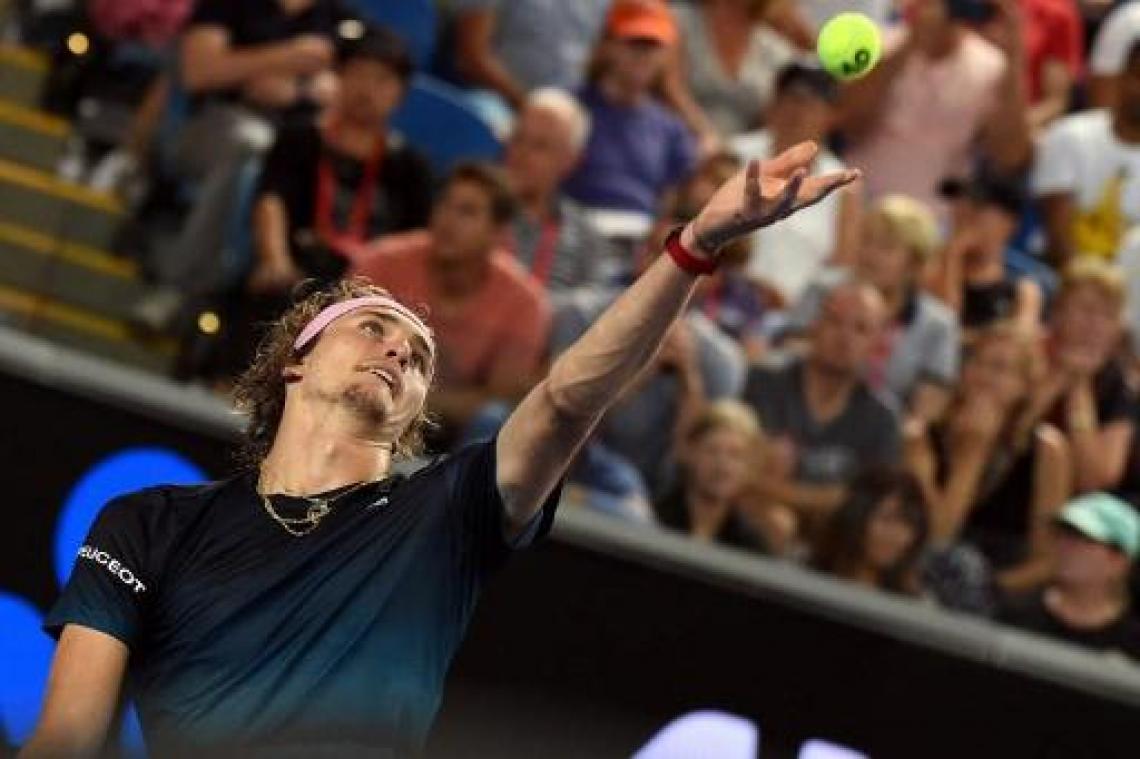 Alexander Zverev met veel moeite naar derde ronde van Australian Open