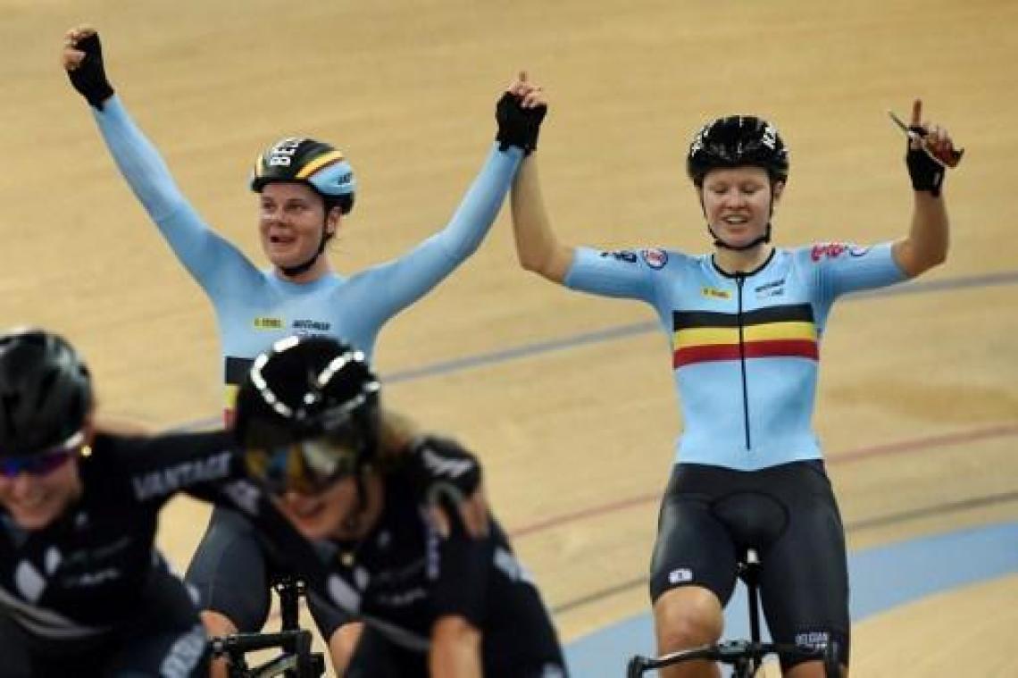WB baanwielrennen Cambridge: Jolien D'hoore en Lotte Kopecky winnen ploegkoers