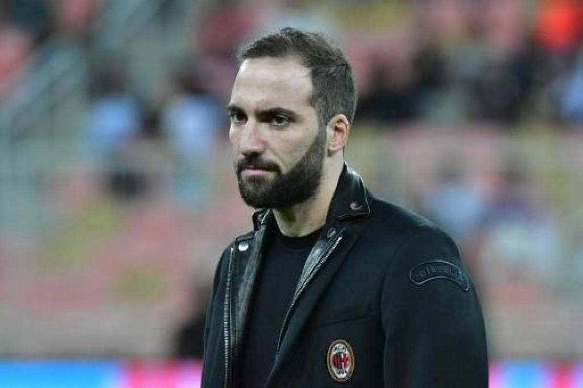 Premier League - Chelsea huurt Gonzalo Higuain tot einde seizoen