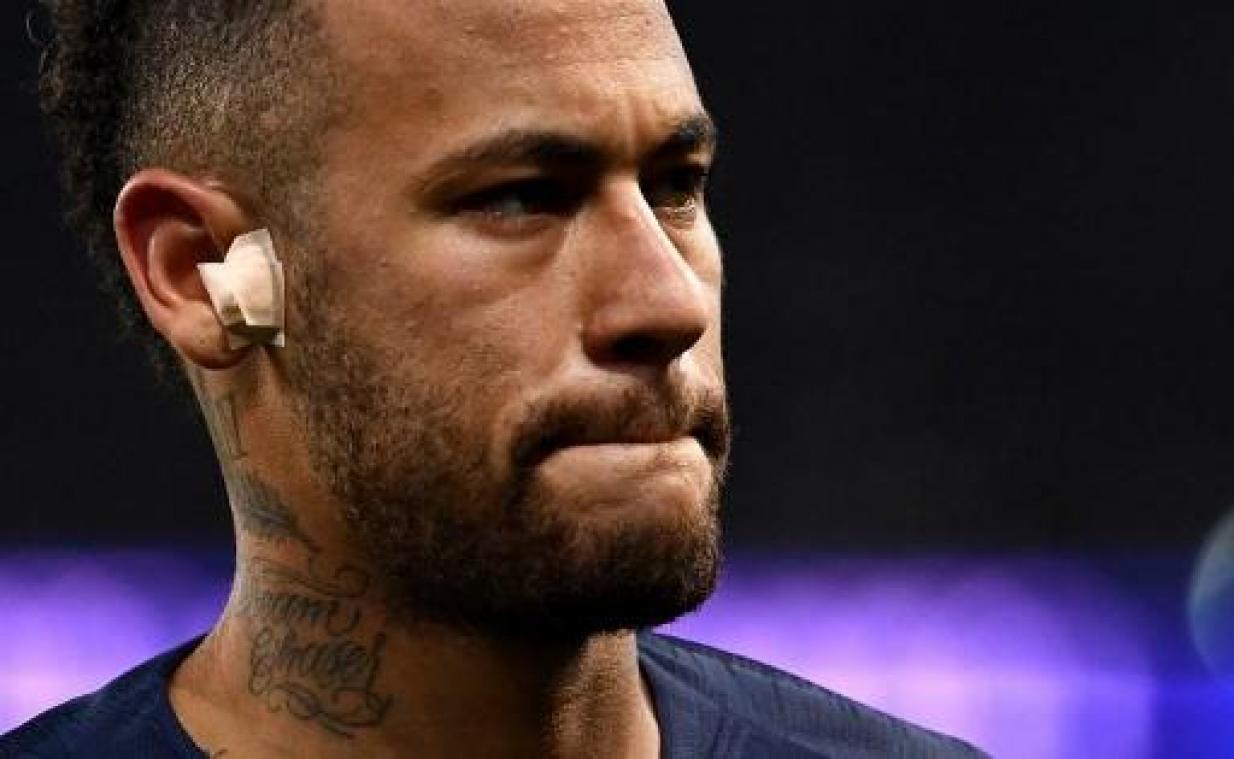 Neymar (PSG) heeft opnieuw last van voetblessure