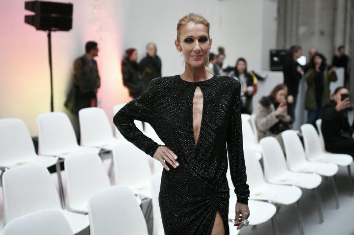 WOW. Wat is er met Céline Dion gebeurd?