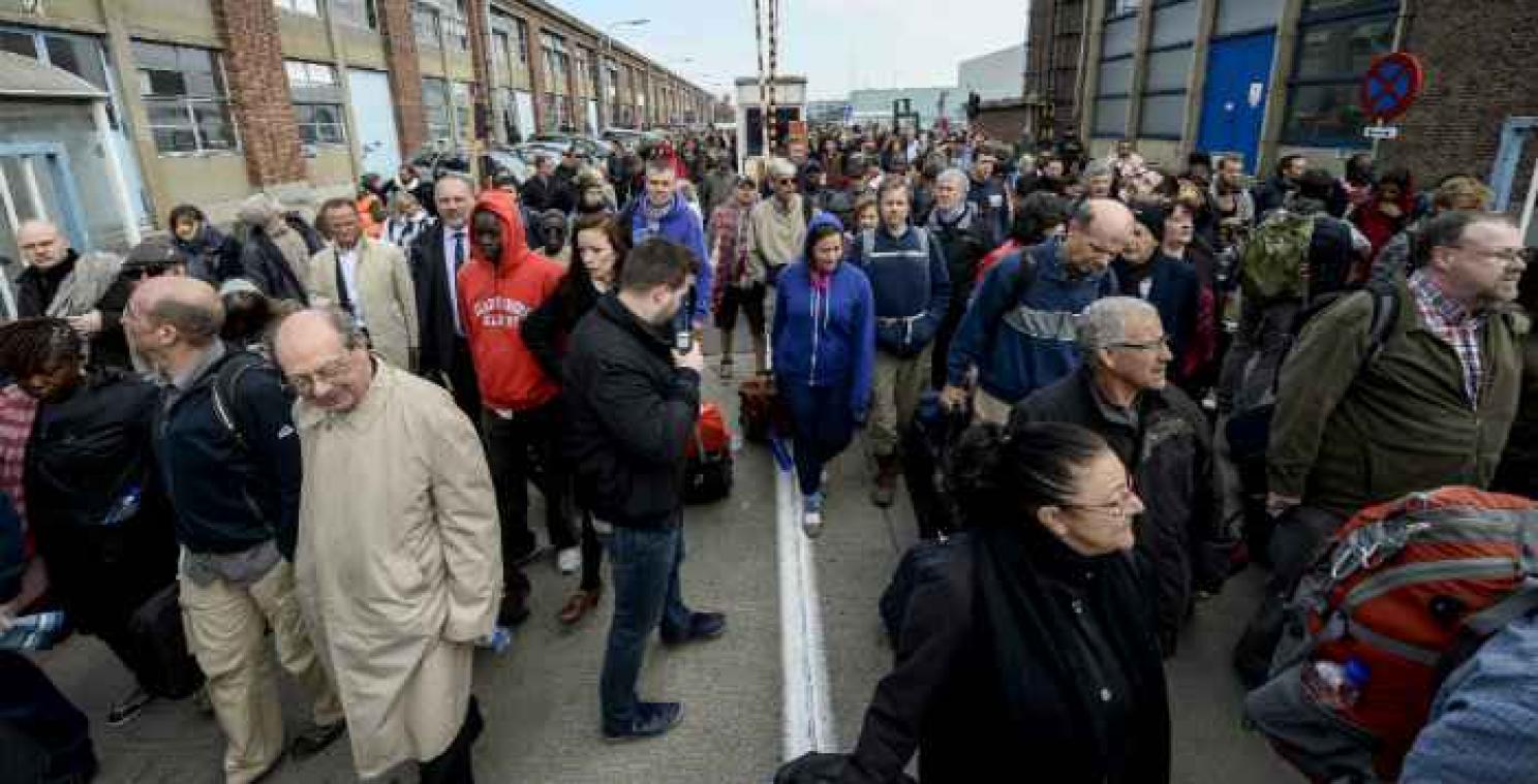 Sociale media tonen zich solidair met #ikwilhelpen