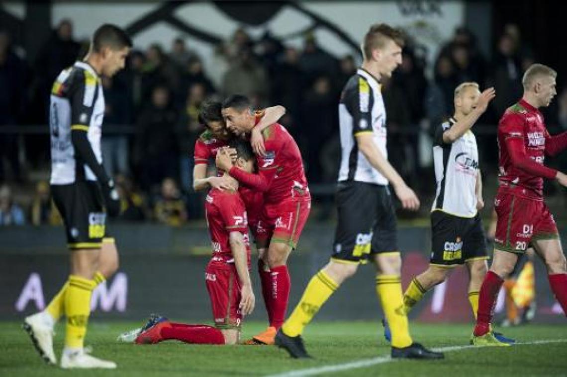Jupiler Pro League - Zulte Waregem duwt Lokeren nog dieper in de put