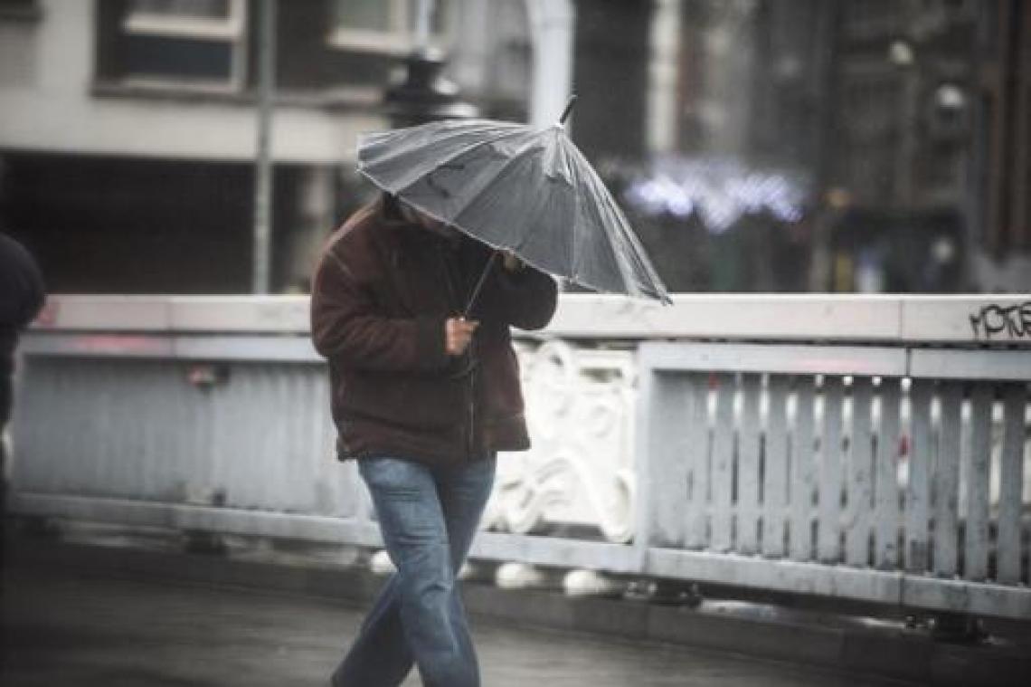 Stormachtig weer verwacht aan de kust