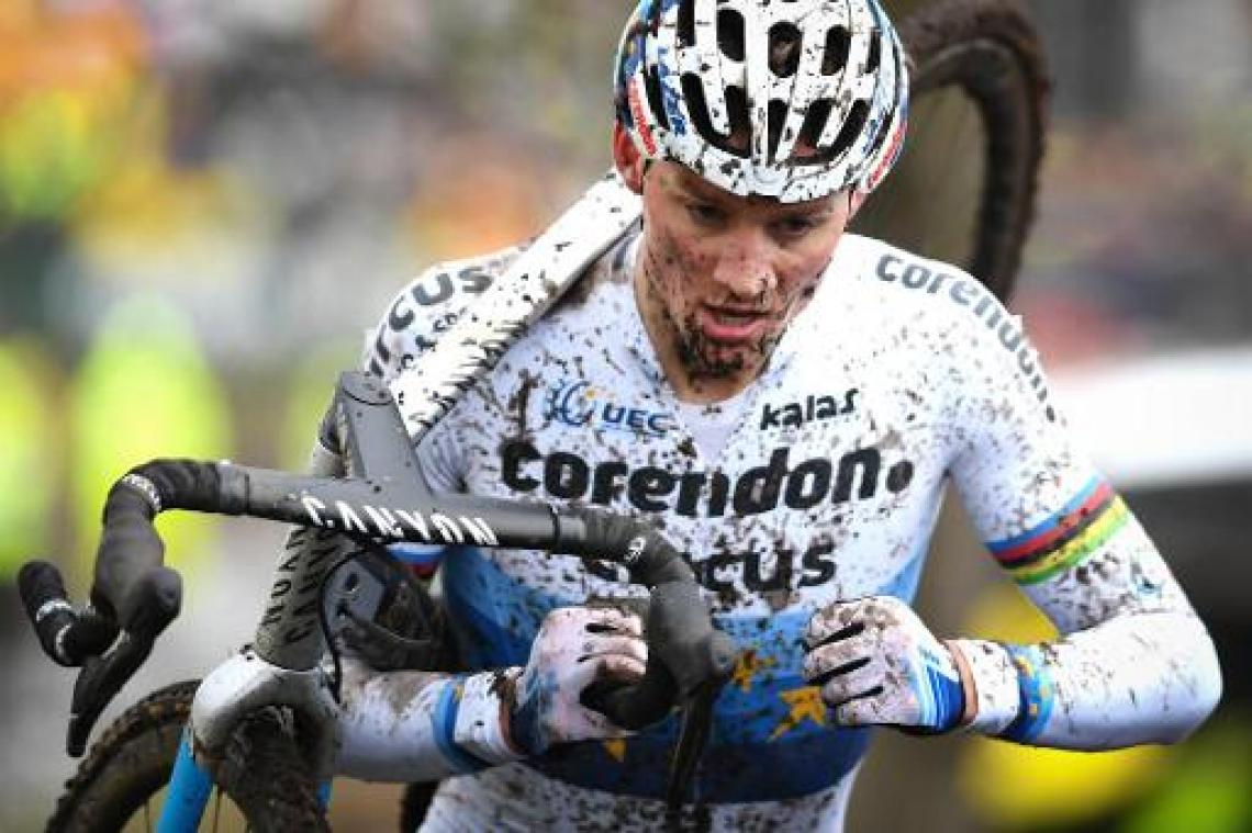 WB veldrijden Hoogerheide - Mathieu van der Poel moest ervoor knokken