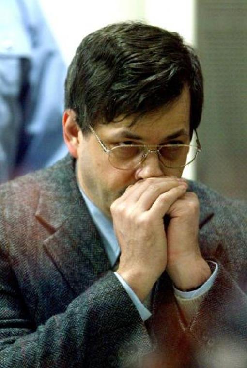 Tuchtprocedure na beelden van Dutroux in gevangenis