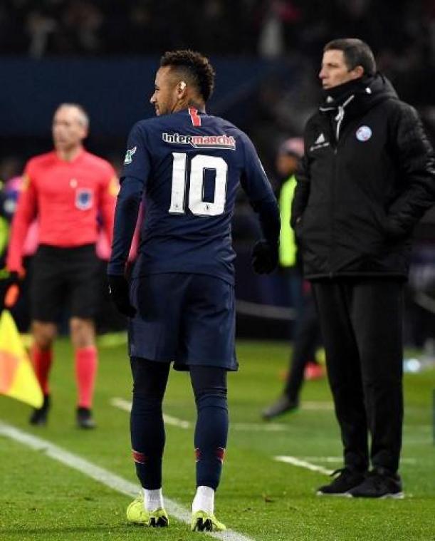 Neymar staat tien weken aan de kant en mist dubbel duel met Man Utd in Champions League