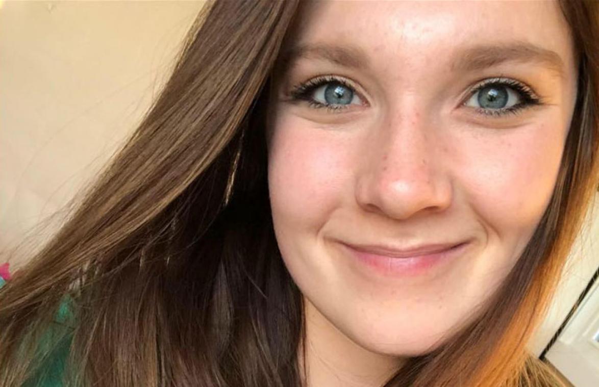 Lerares opgepakt omdat ze naaktfoto's stuurde naar leerling