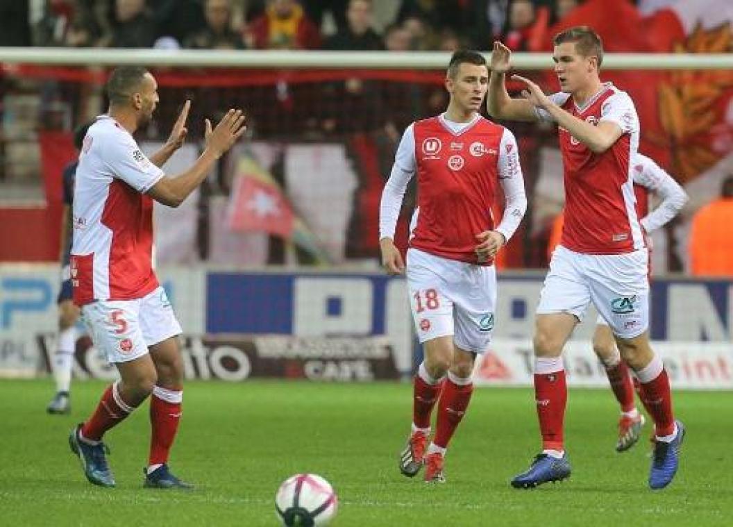 Belgen in het buitenland - Foket en Engels winnen Marseille, Monaco boekt eerste competitiezege in 2 maanden