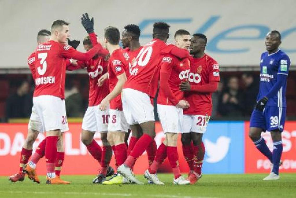 Jupiler Pro League - Mpoku bezorgt Standard zege tegen Anderlecht