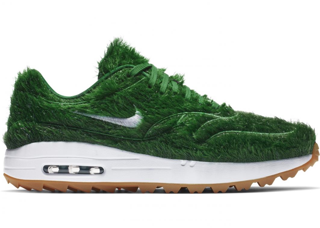 Met deze nieuwe Nike-sneakers voel je (bijna) het gras tussen je tenen