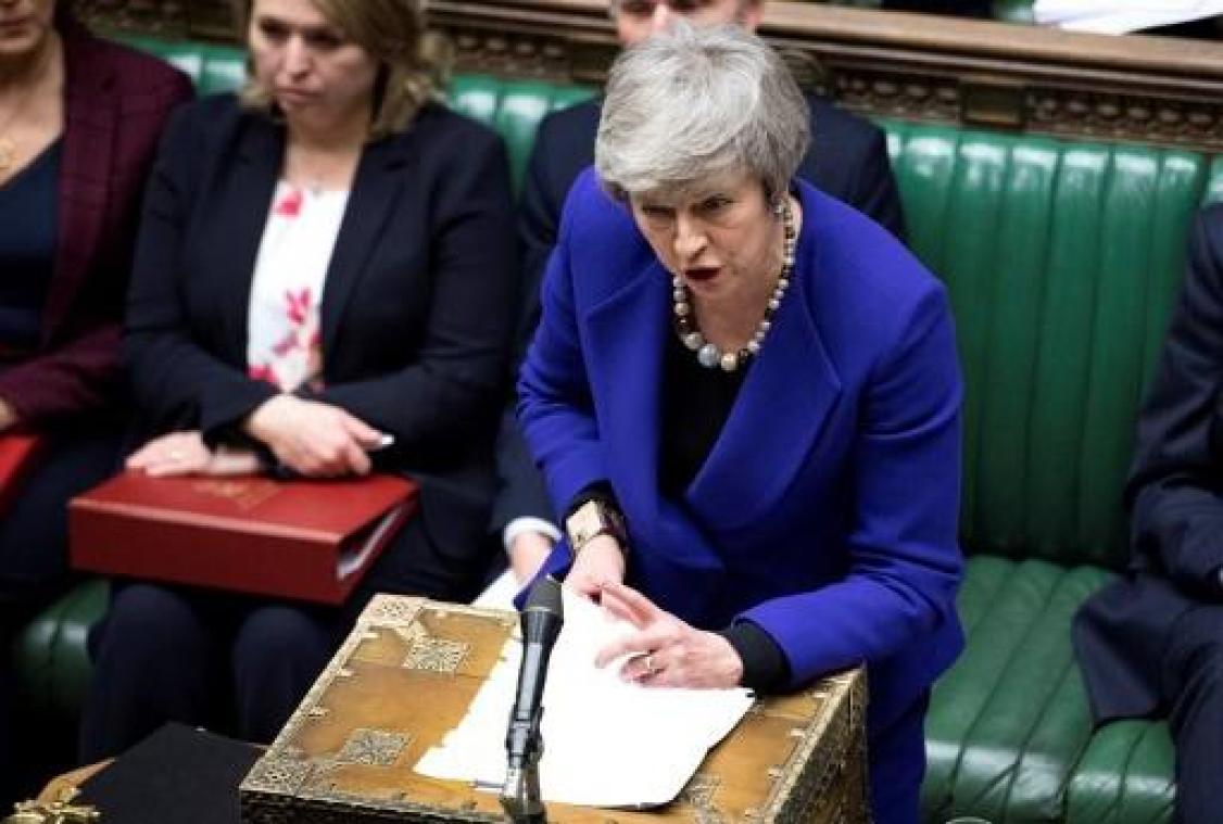Theresa May morgen naar Noord-Ierland