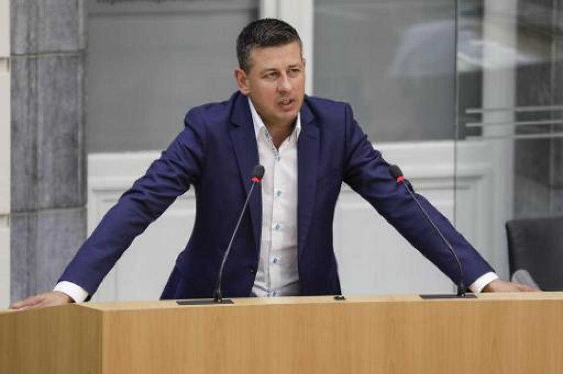 Partij moet Schauvliege dwingen ontslag te nemen
