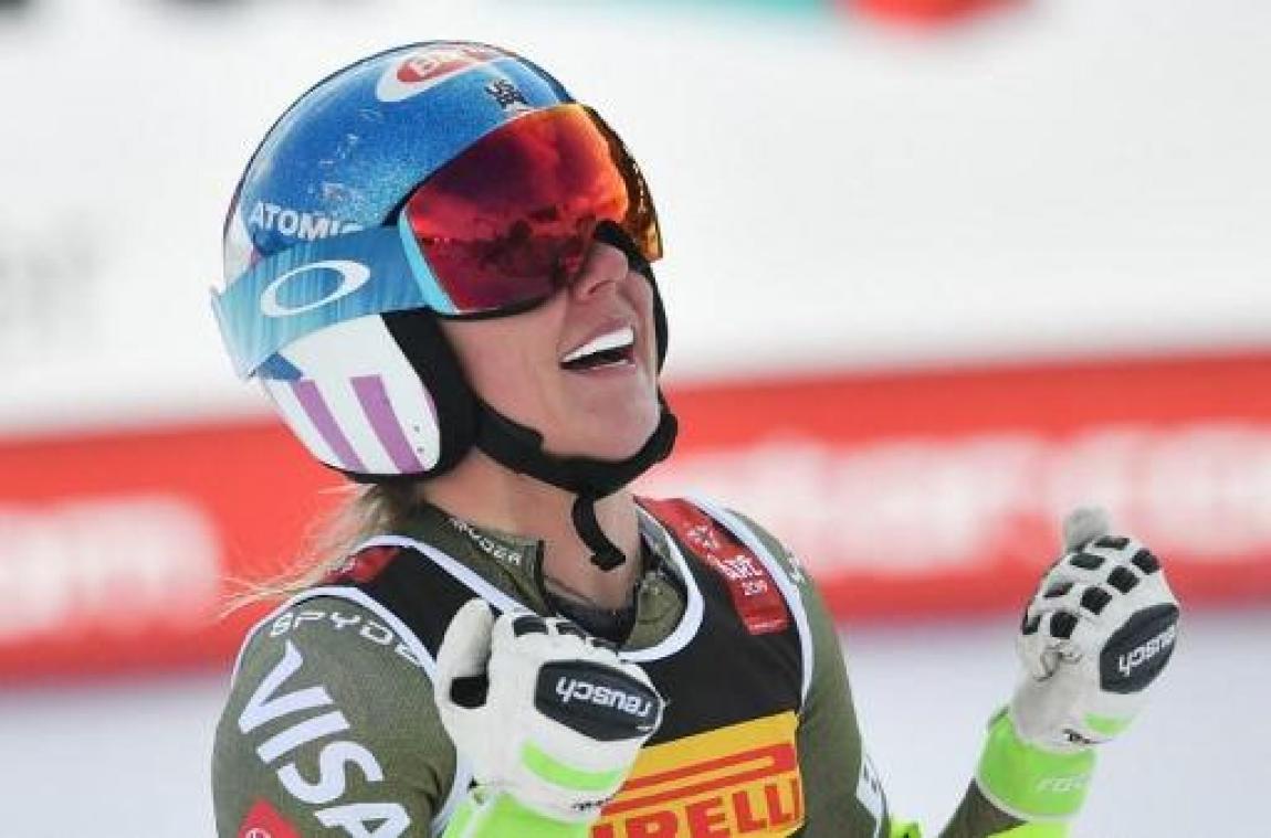 Shiffrin verovert goud in Super-G, afscheidnemende Vonn crasht