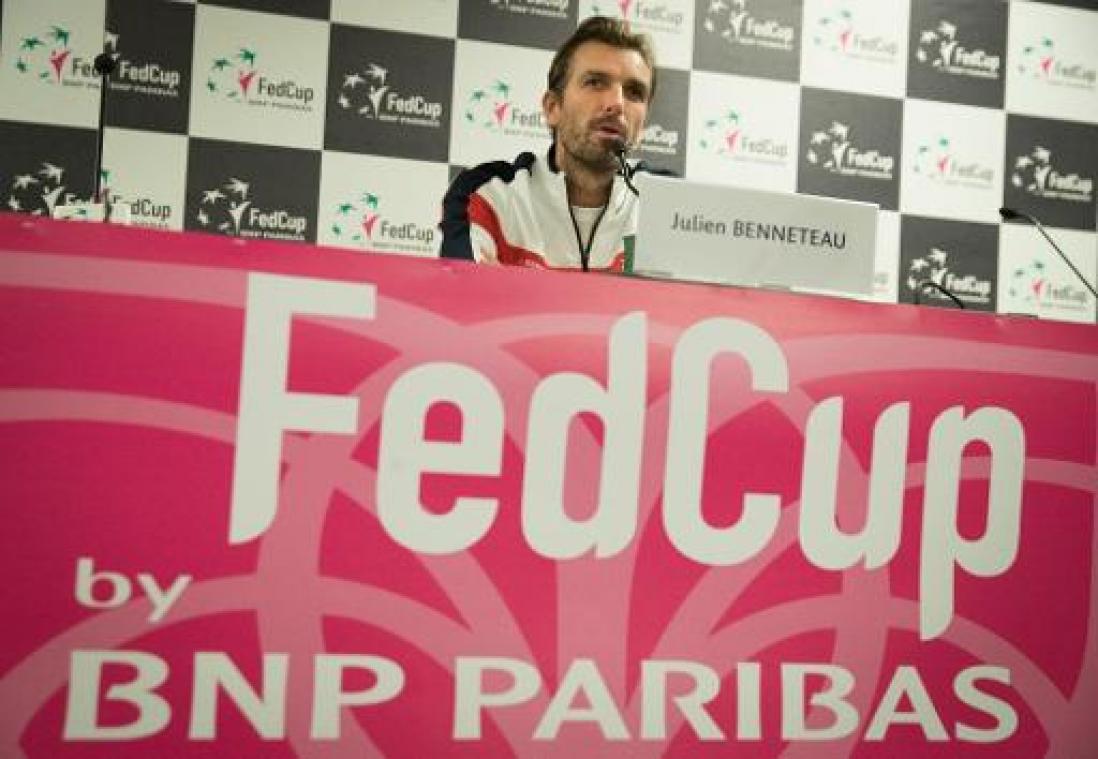 "Het is fiftyfifty maar België heeft licht voordeel", stelt Franse captain Benneteau