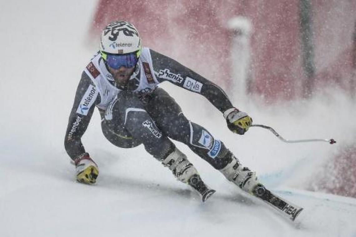 Jansrud houdt afscheidnemende Svindal af in de afdaling