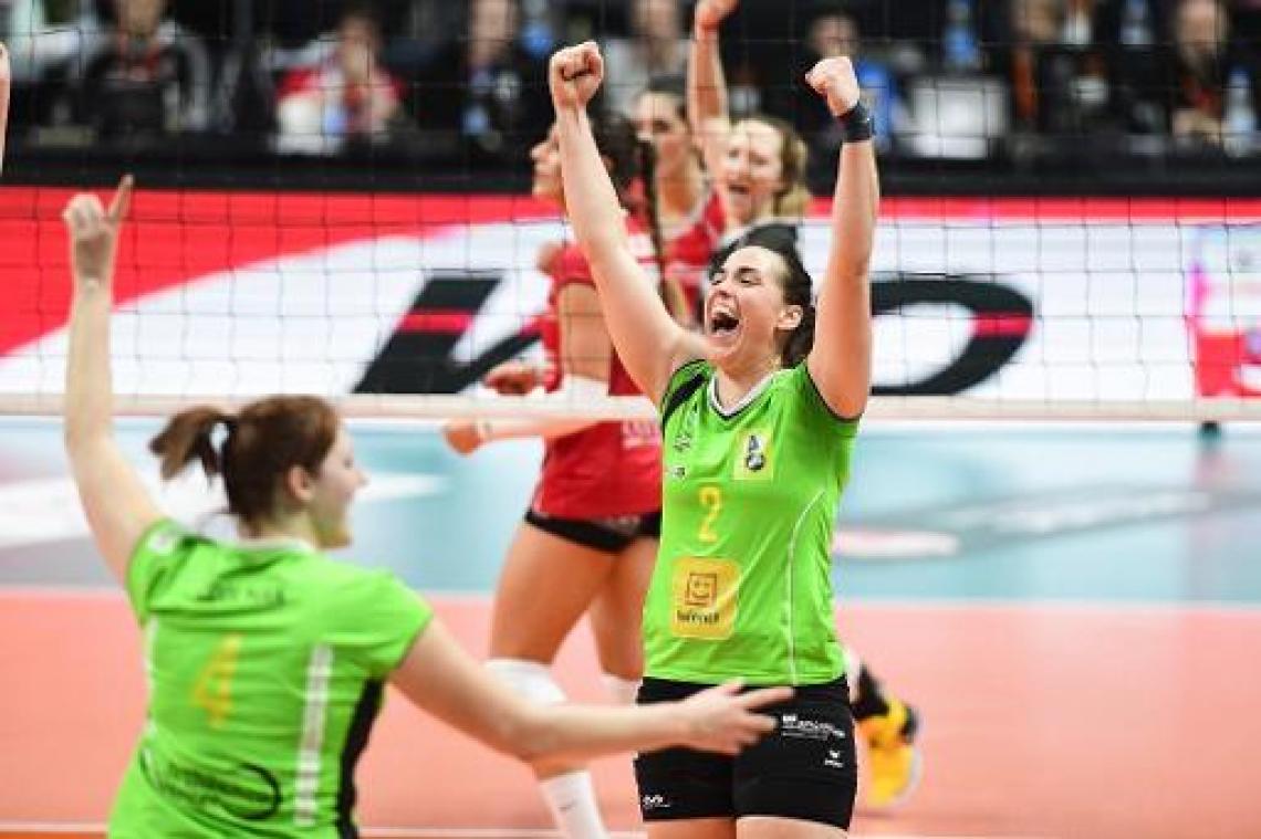 Beker van België volleybal (v) - Oostende steekt bekerwinst op zak na zege tegen Michelbeke