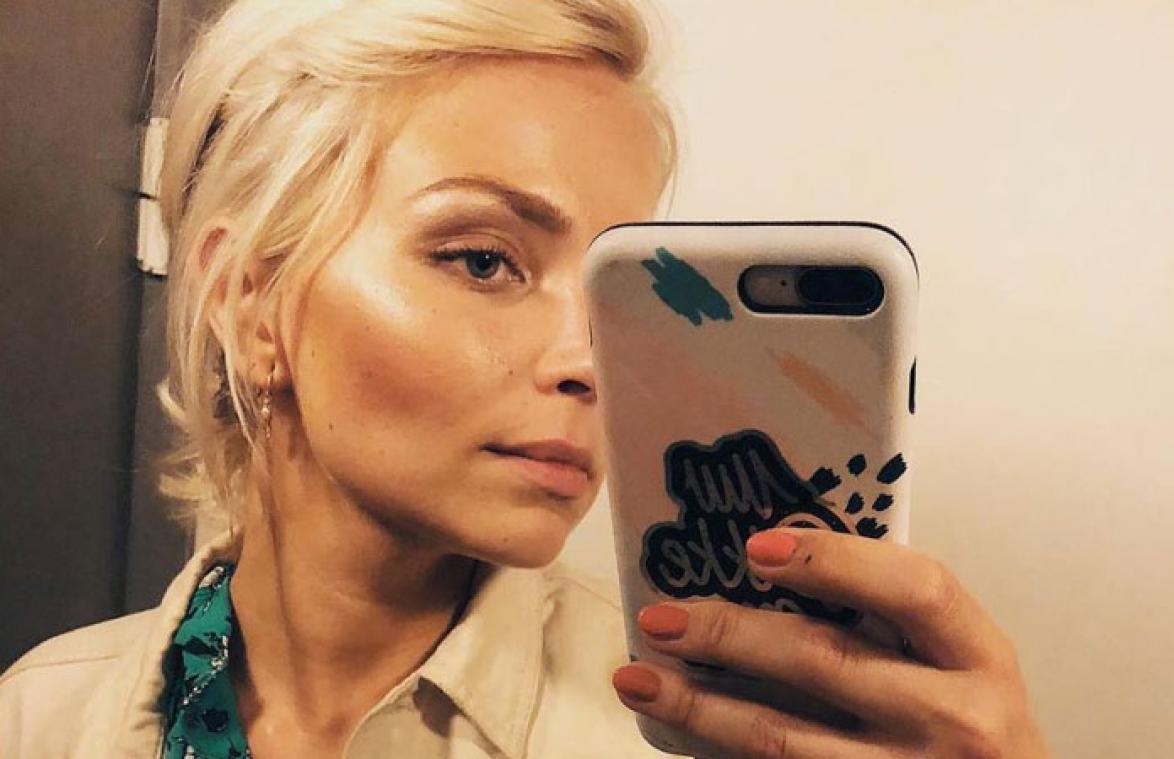 Julie Van den Steen deelt vreemde berichten van 'fan'
