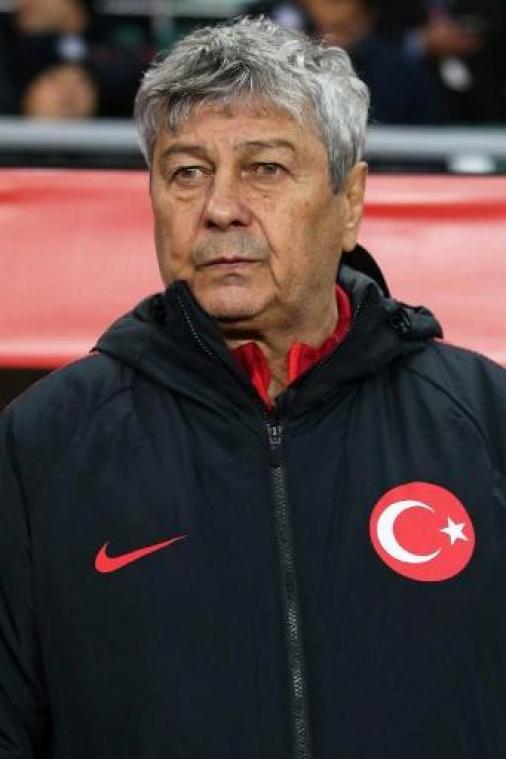 Turkse voetbalbond zet bondscoach Mircea Lucescu op straat