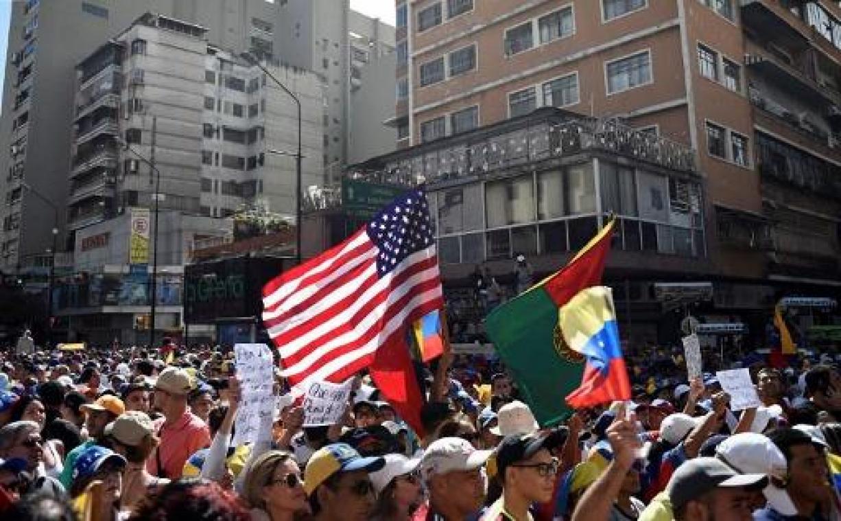Venezolanen eisen openstelling grens voor humanitaire hulp