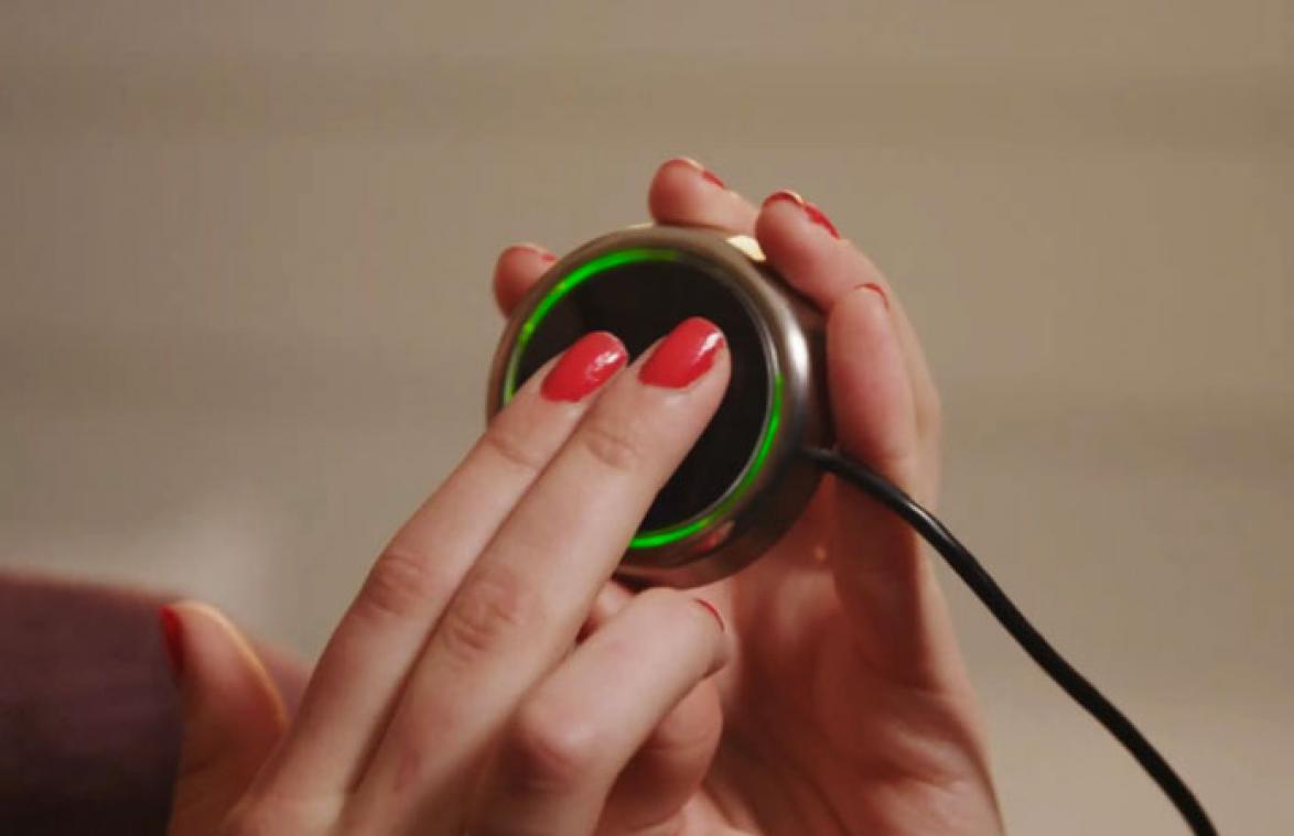 Handig! Met deze seks-knop laat je elkaar weten dat je zin hebt