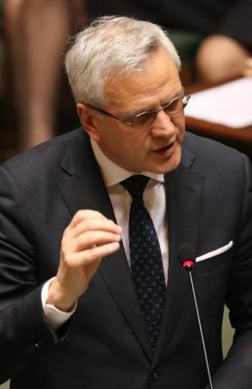 Peeters gelooft in akkoord met 0,8 procent loonnorm