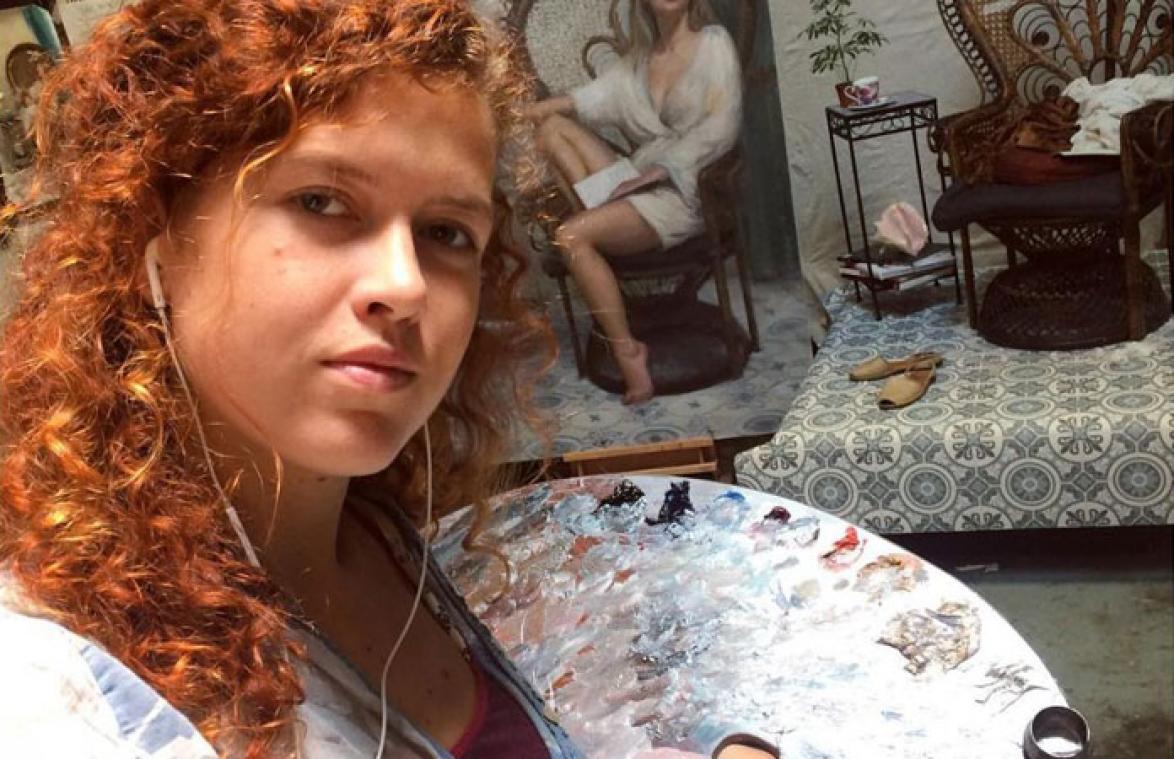 Dochter van Anne De Baetzelier: "Ik schaam me helemaal niet voor mijn lichaam"