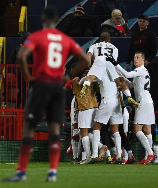 Champions League - PSG doet gouden zaak bij ManU, Roma wint thuis van Porto