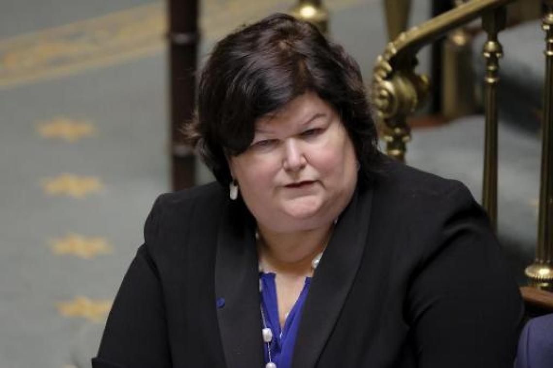 De Block heeft ontwerp voor vergoedingsfonds softenon-slachtoffers klaar