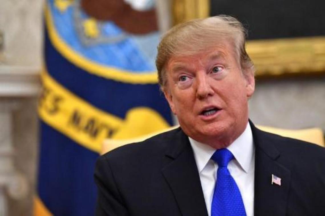 Trump hekelt blokkade van hulpgoederen door Maduro