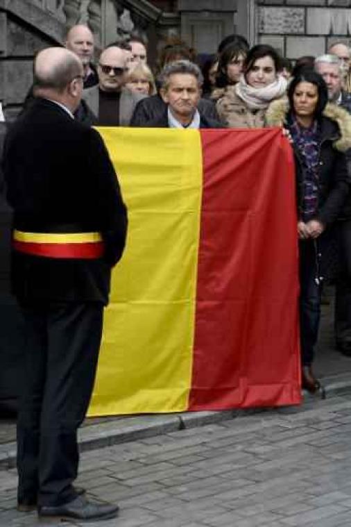 Jongeren maken amok na minuut stilte in Anderlecht