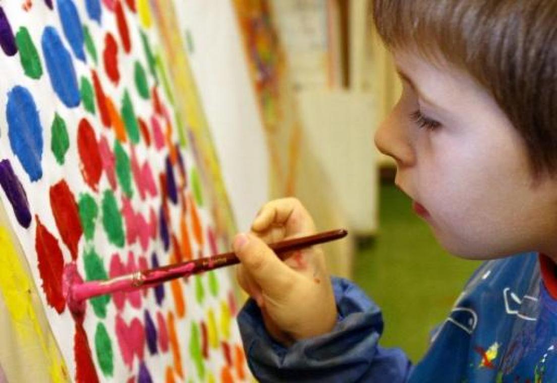 Meer ouders krijgen recht op tijdskrediet voor zorg voor kind met handicap