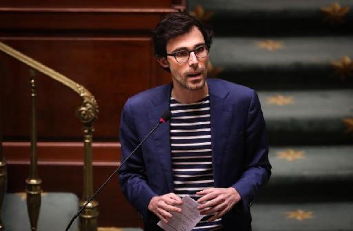 "Nemen akte van nucleaire verslaving van N-VA"