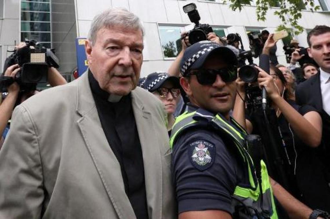 Vaticaan wacht beroepsprocedure af alvorens actie te ondernemen tegen pedofiele kardinaal