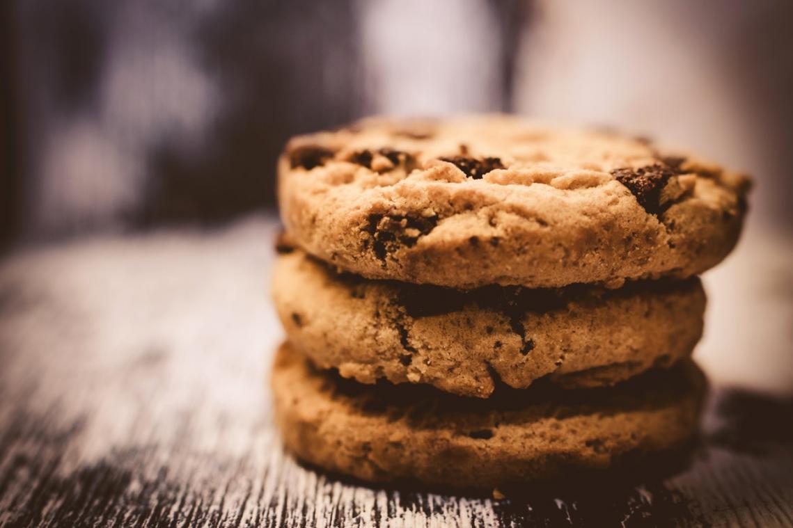 Man gearresteerd omdat hij koekje gooide naar vriendin