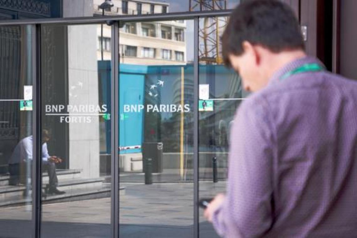 Socialistische vakbond gaat cao's bij BNP Paribas Fortis dan toch ondertekenen