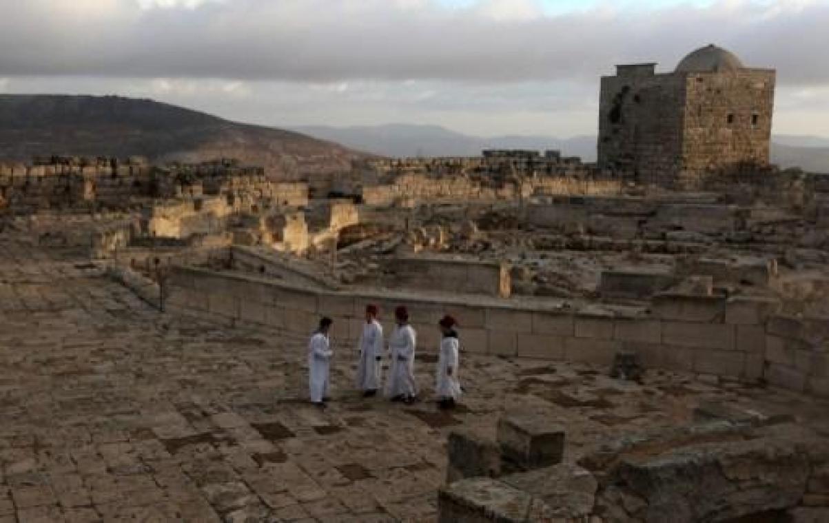 Archeologen ontdekken 1.600 jaar oude Samaritaanse hoeve in Israël