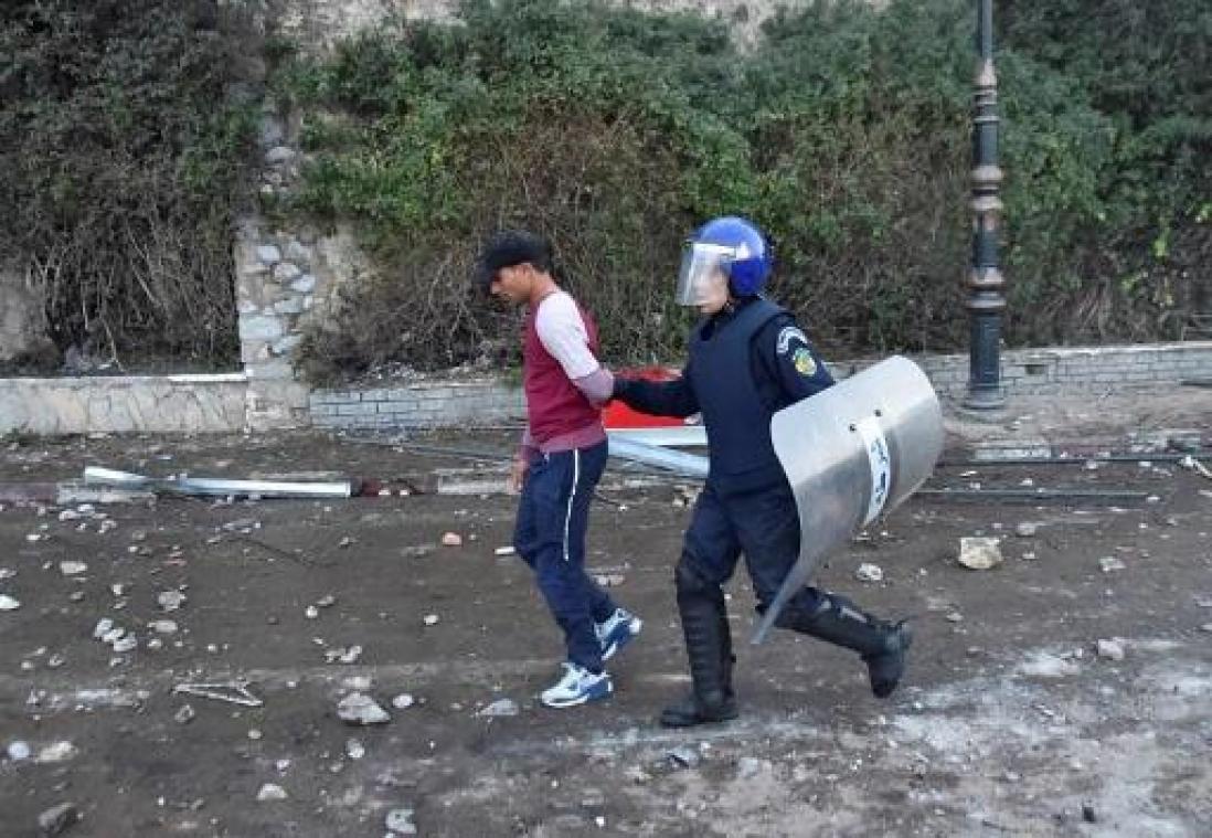 Tientallen gewonden tijdens manifestatie tegen vijfde ambtstermijn Algerijnse president