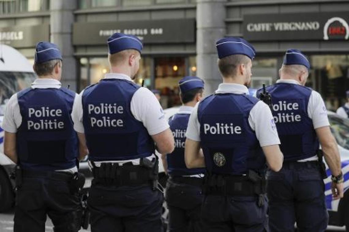 Vier op de tien Brusselse agenten spreken geen Nederlands