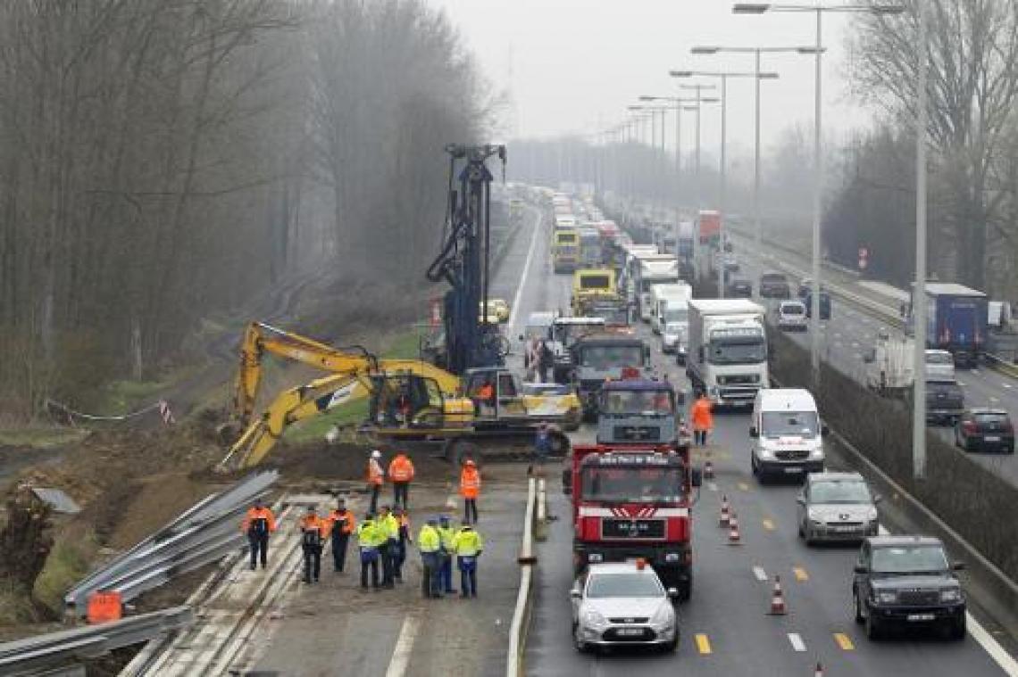 Respecteer de wegenwerkers, matig uw snelheid