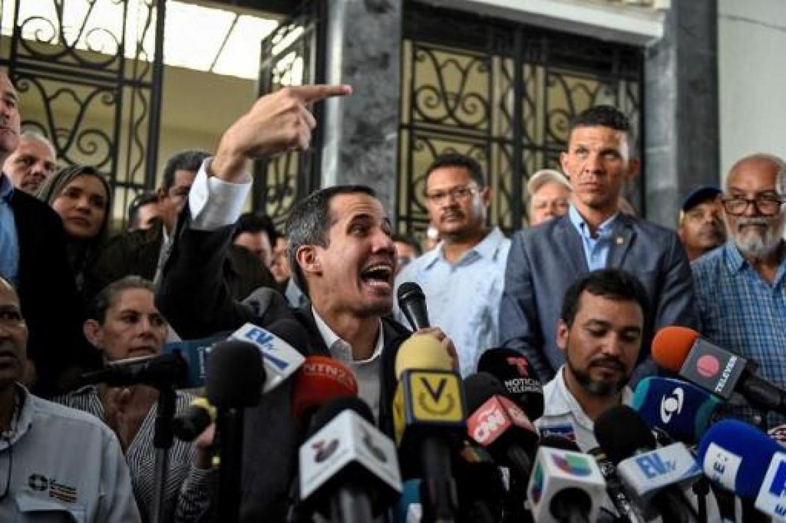 Guaido roept op tot staking in openbare sector