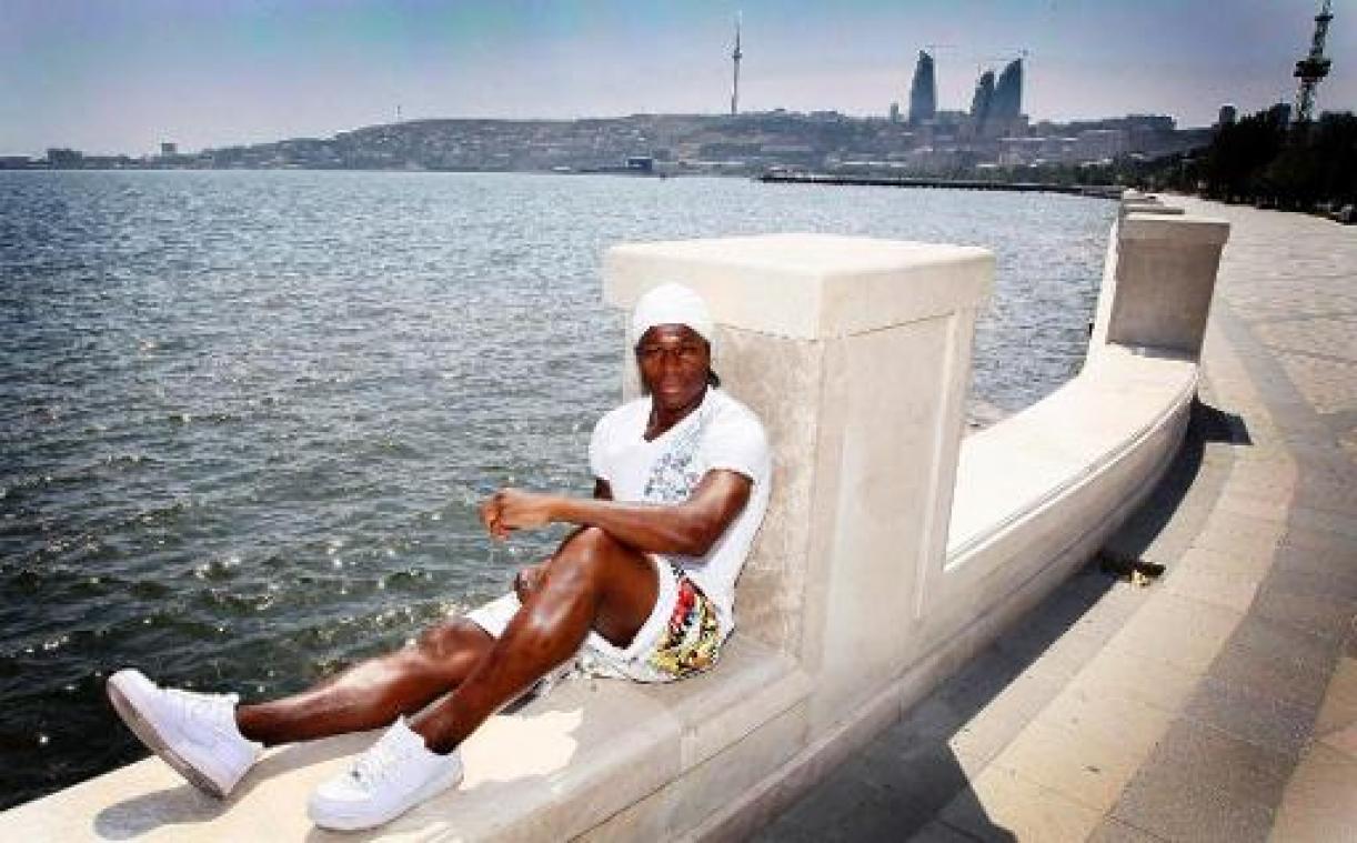 "Emile Mpenza kreeg opmerkelijke betalingen via Litouwse bank"