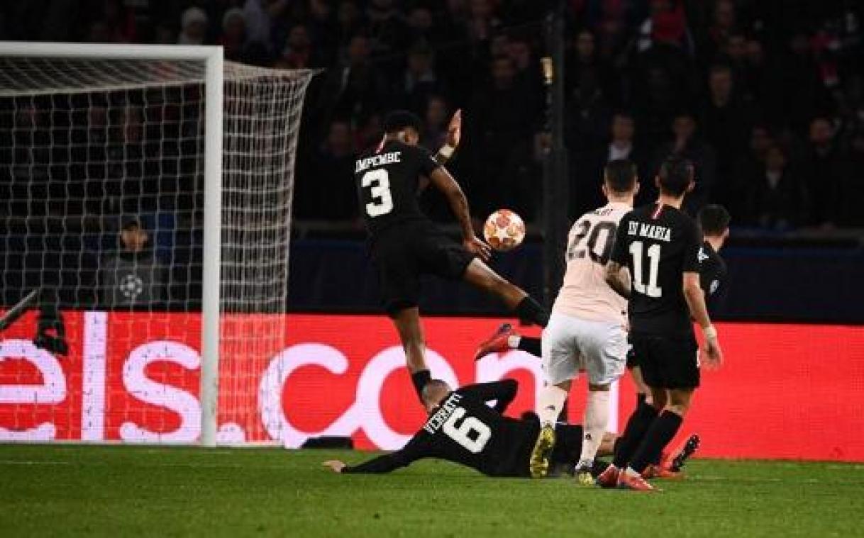 Neymar noemt late strafschop voor ManU "een schande"