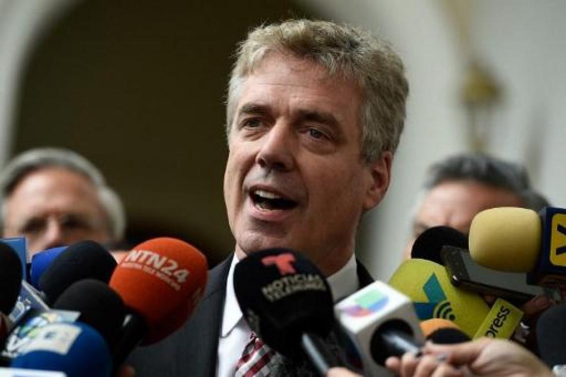 Guaido roept Europa op sancties tegen Maduro op te voeren