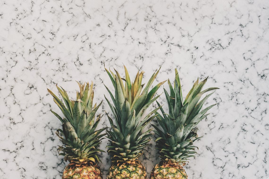 VIDEO. Blijkbaar eten we ananas al heel ons leven verkeerd