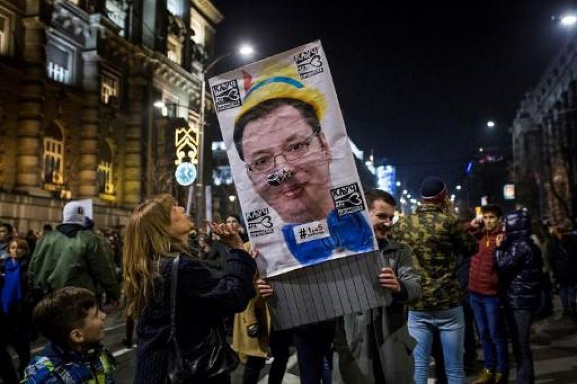Duizenden Serviërs demonstreren tegen 'Pinocchio' Vucic