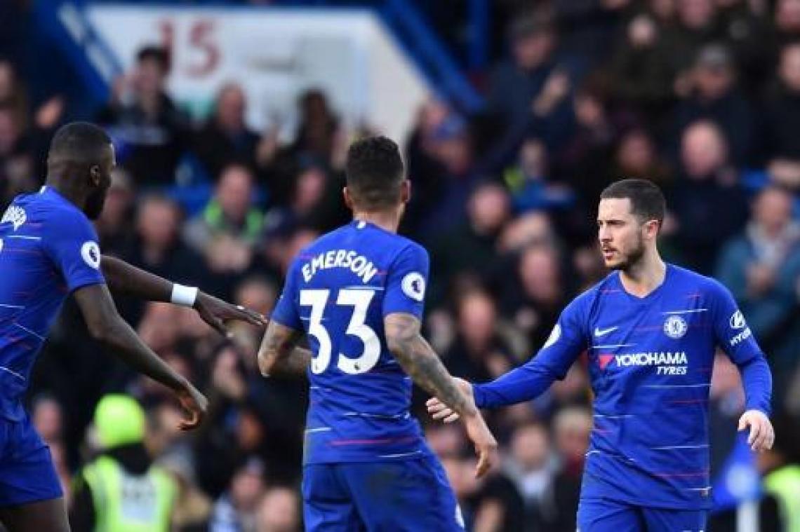 Hazard behoedt Chelsea voor verlies tegen Dendoncker en Wolverhampton